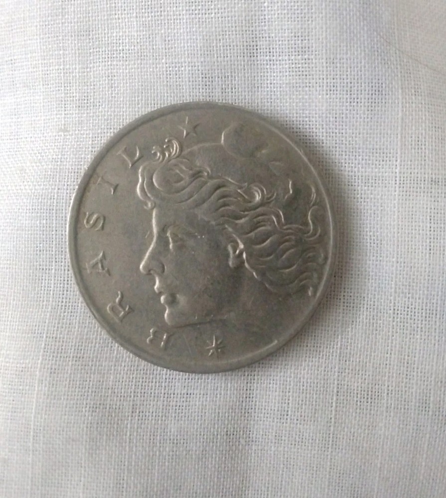 Brazilian 20 Centavos coin 1970