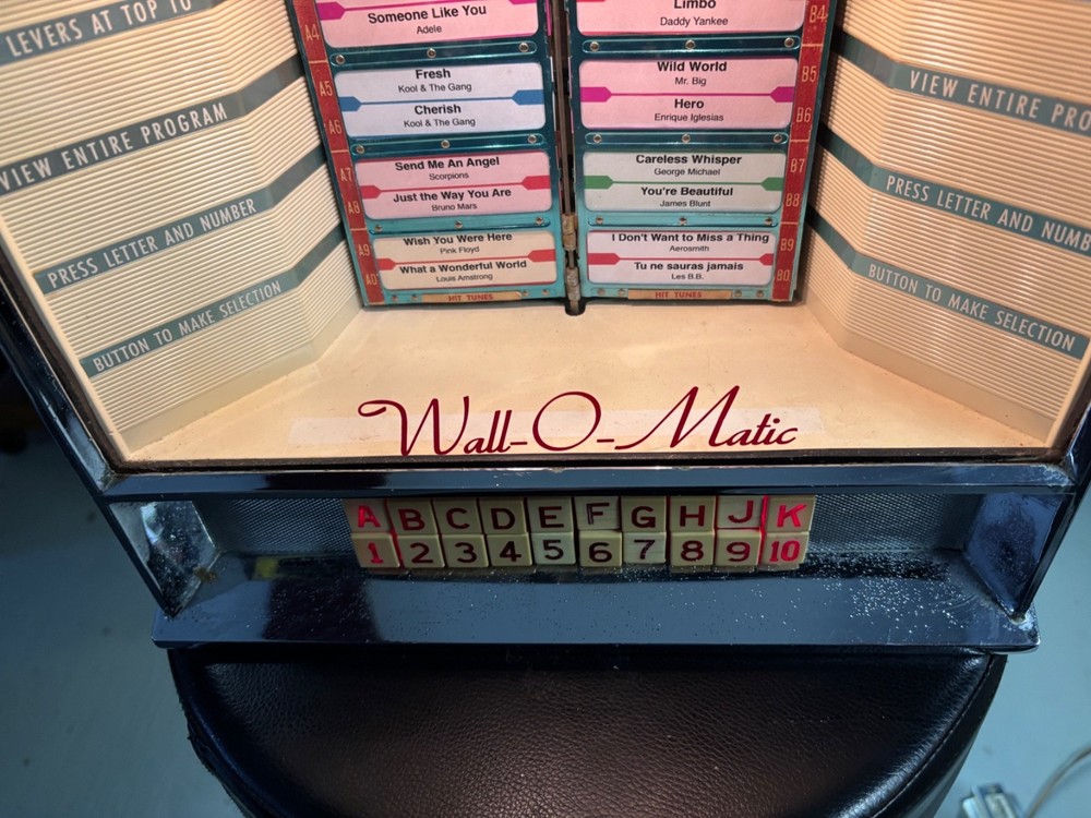 Seeburg wallbox 3w100 working tested