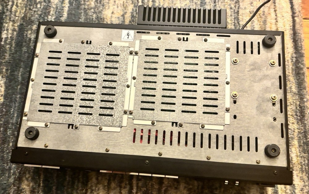 Fisher CAV-875 Integrated Stereo Amplifier TESTED WORKING
