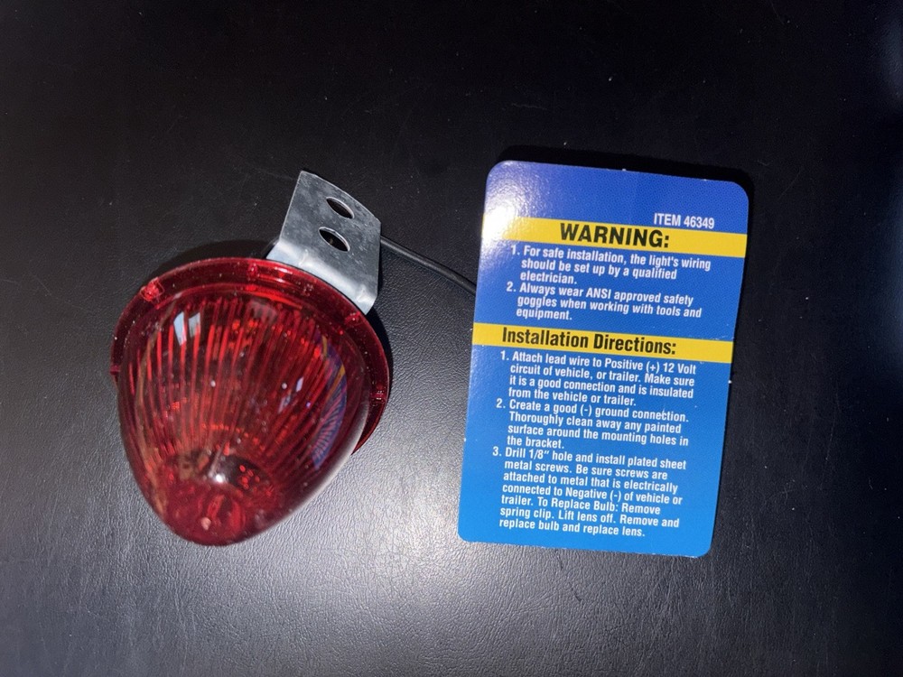 12 V Red Dome Clearance Light Visual Pack Use For Trailers , Camper Etc