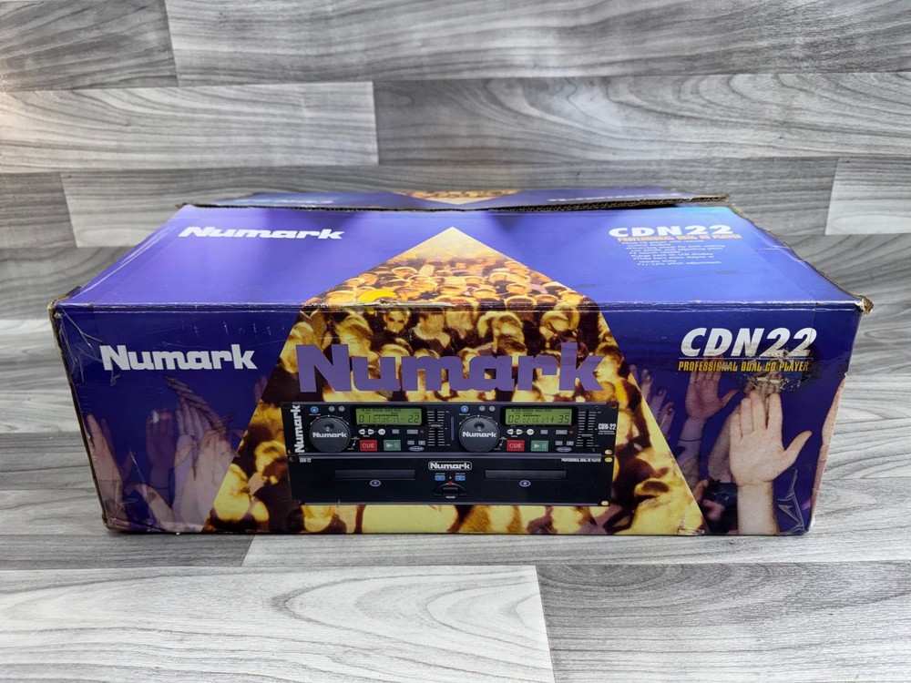 NUMARK CDN-22 2-CHANNEL DUAL DECK WITH CONTROLLER & BOX *AS IS READ*