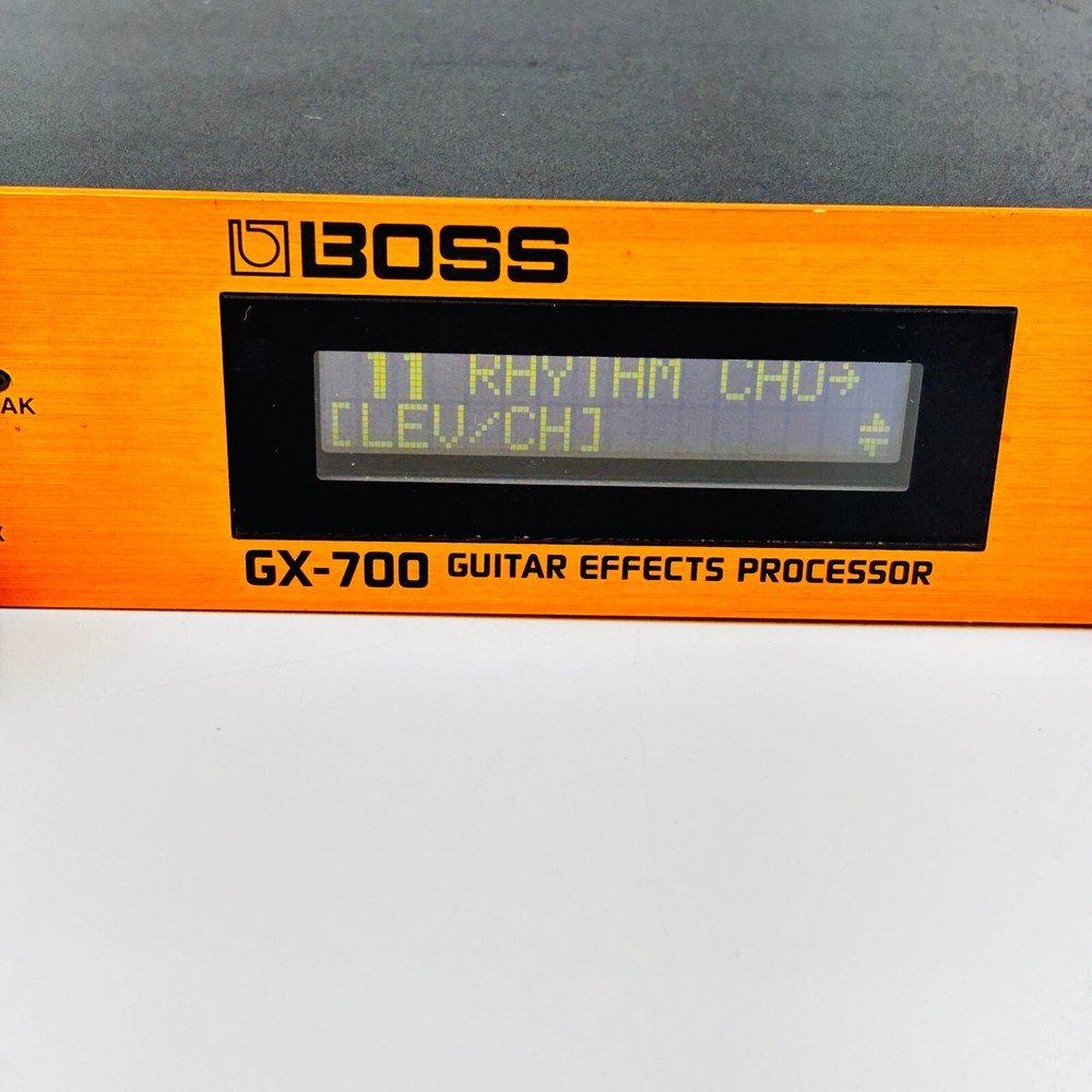 BOSS GX-700 Guitar Effects Processor Digital Multi Effector W/AC adapter Tested