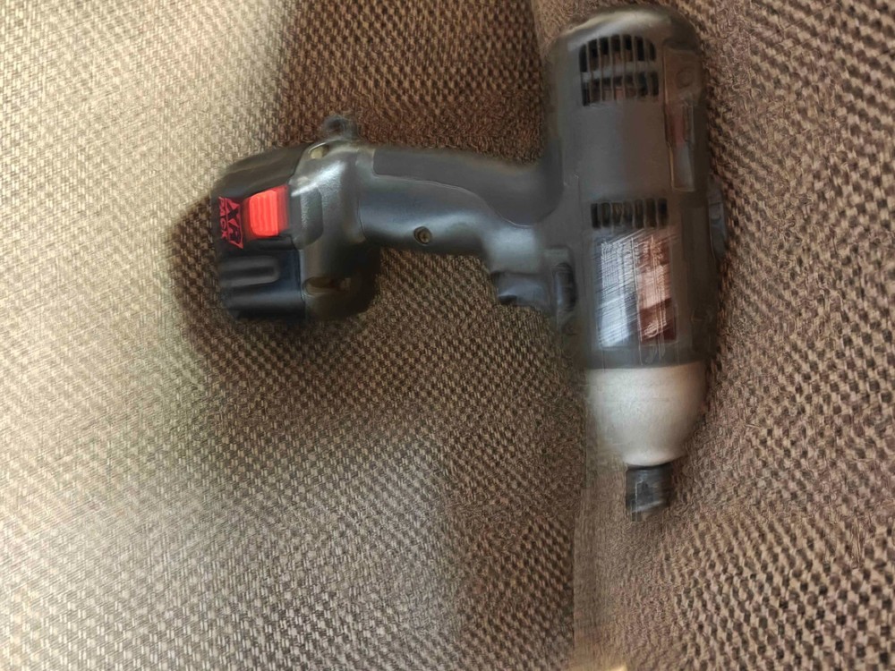 Black & Decker 3/8” Drill Super Cyclone 12V