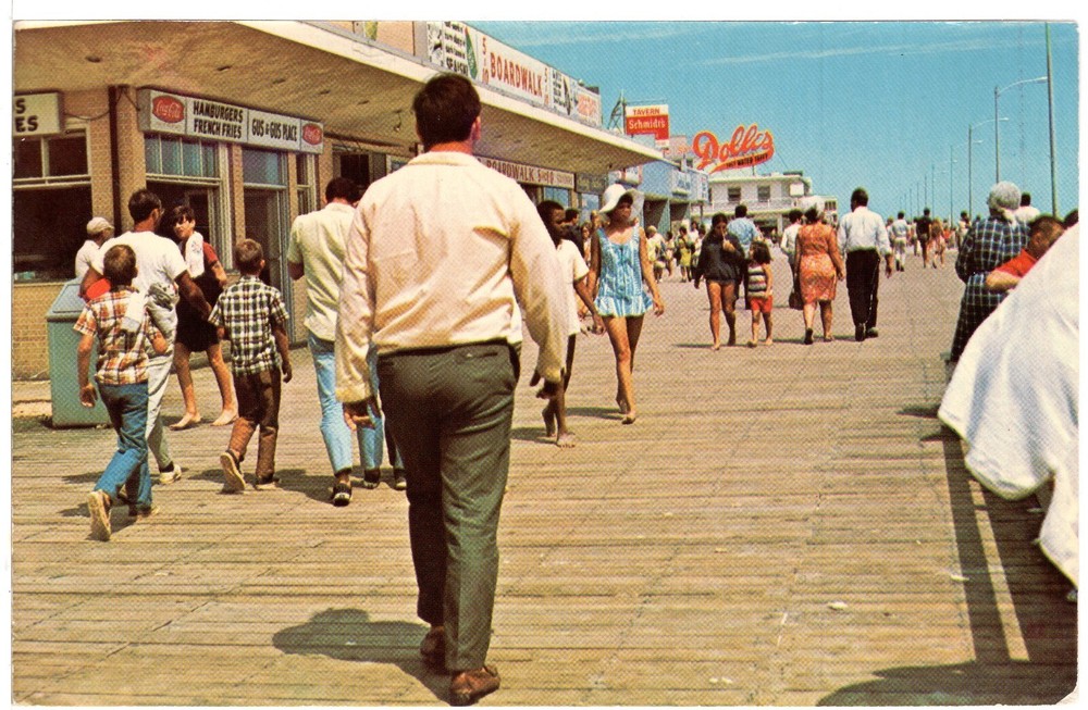 STROLLIONG THE BOARDWALK  AT  REHOBOTH, DE  - PC2998