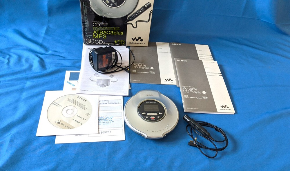 Sony D-NE520 CD player Discman Walkman Portative personal CD