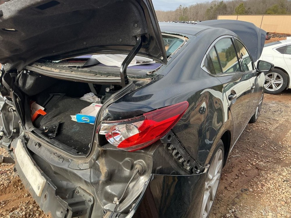 6 2014 Glove Box 4936422