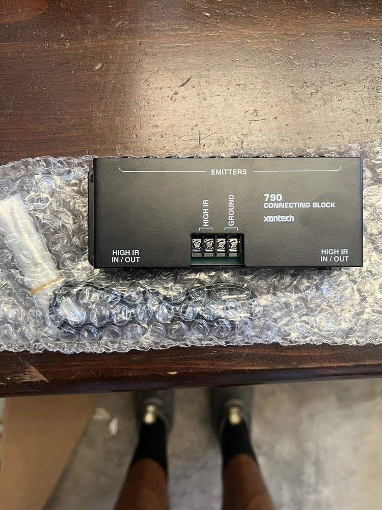 Xantech 790 Connecting Block