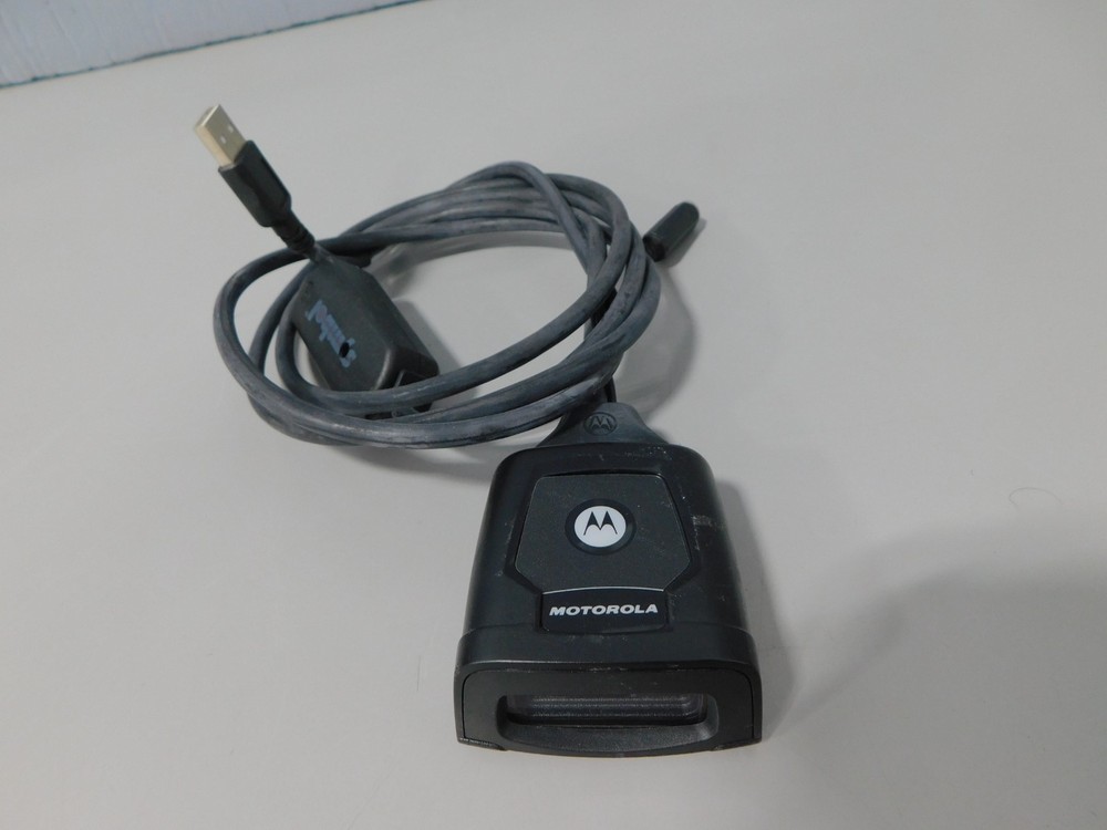 Motorola DS-457 Barcode Reader Scanner  DS457-SR20009 w/ USB Cable