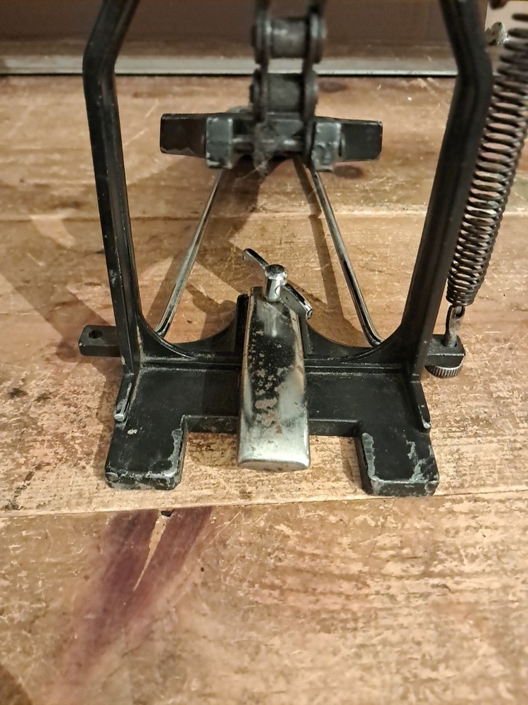 Pulse Single Chain Kick Drum Pedal Wih Clamp.