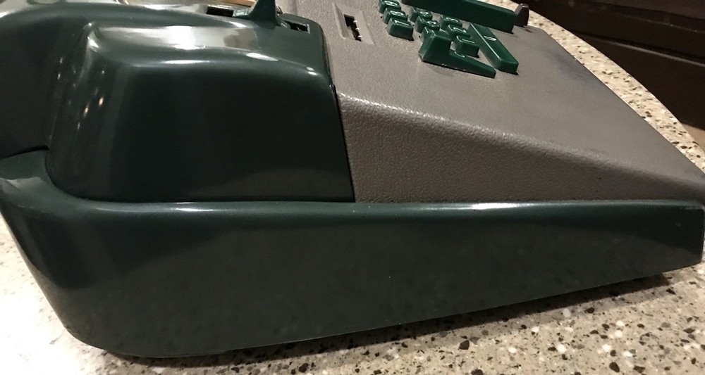 Vintage Victor Electric Adding Machine Works!