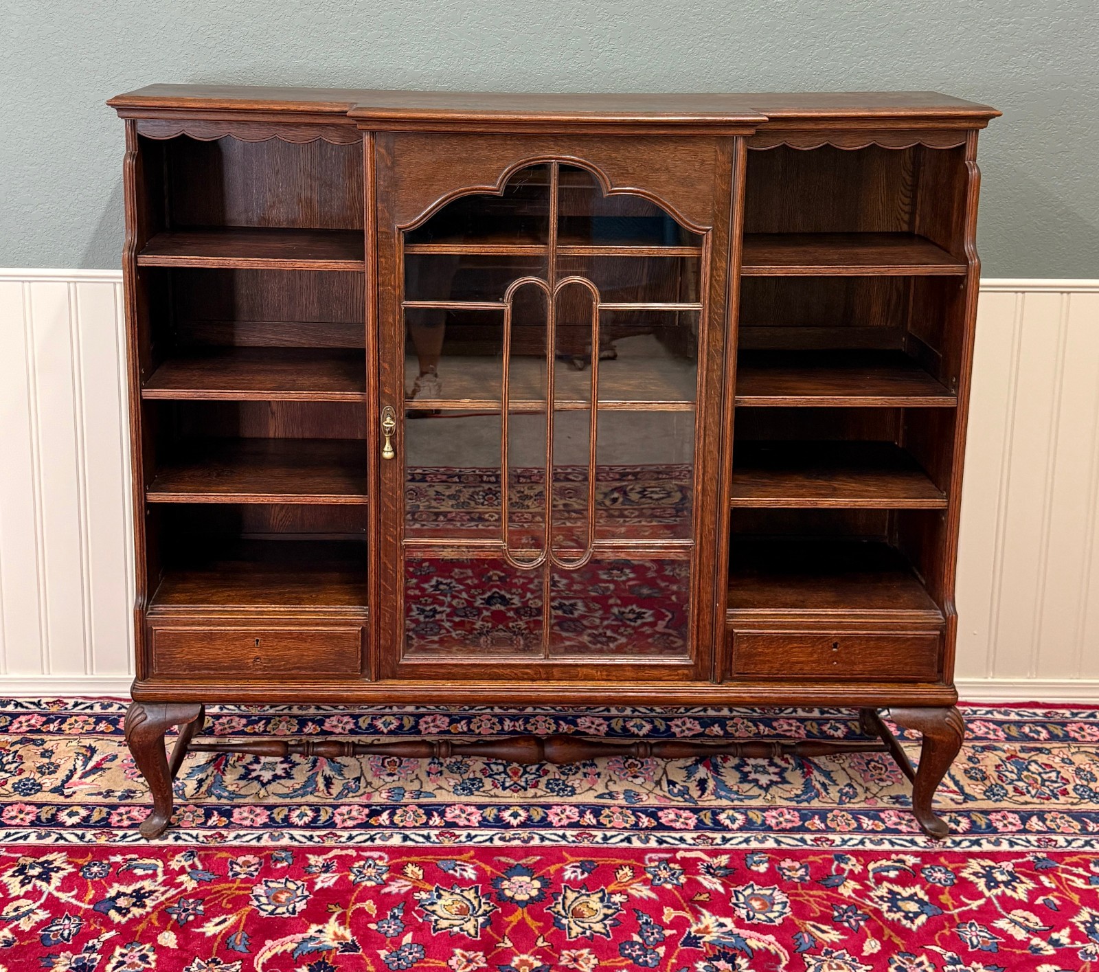 Antique English Bookcase Bookshelf Cabinet Glass Oak Queen Anne Legs 1920s-30s
