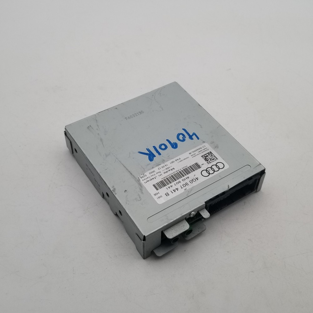 2012 - 2015 AUDI A6 QUATTRO REAR VIEW Reverse Camera Control Module