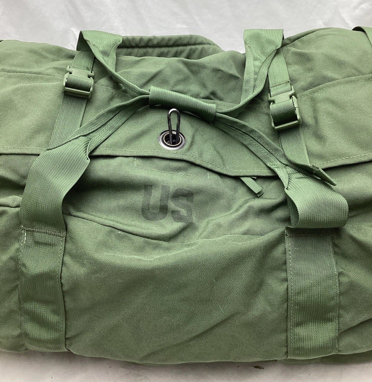 US Military Improved Green Duffle Bag Travel Flight Sea Bag 8465-01-604-6541