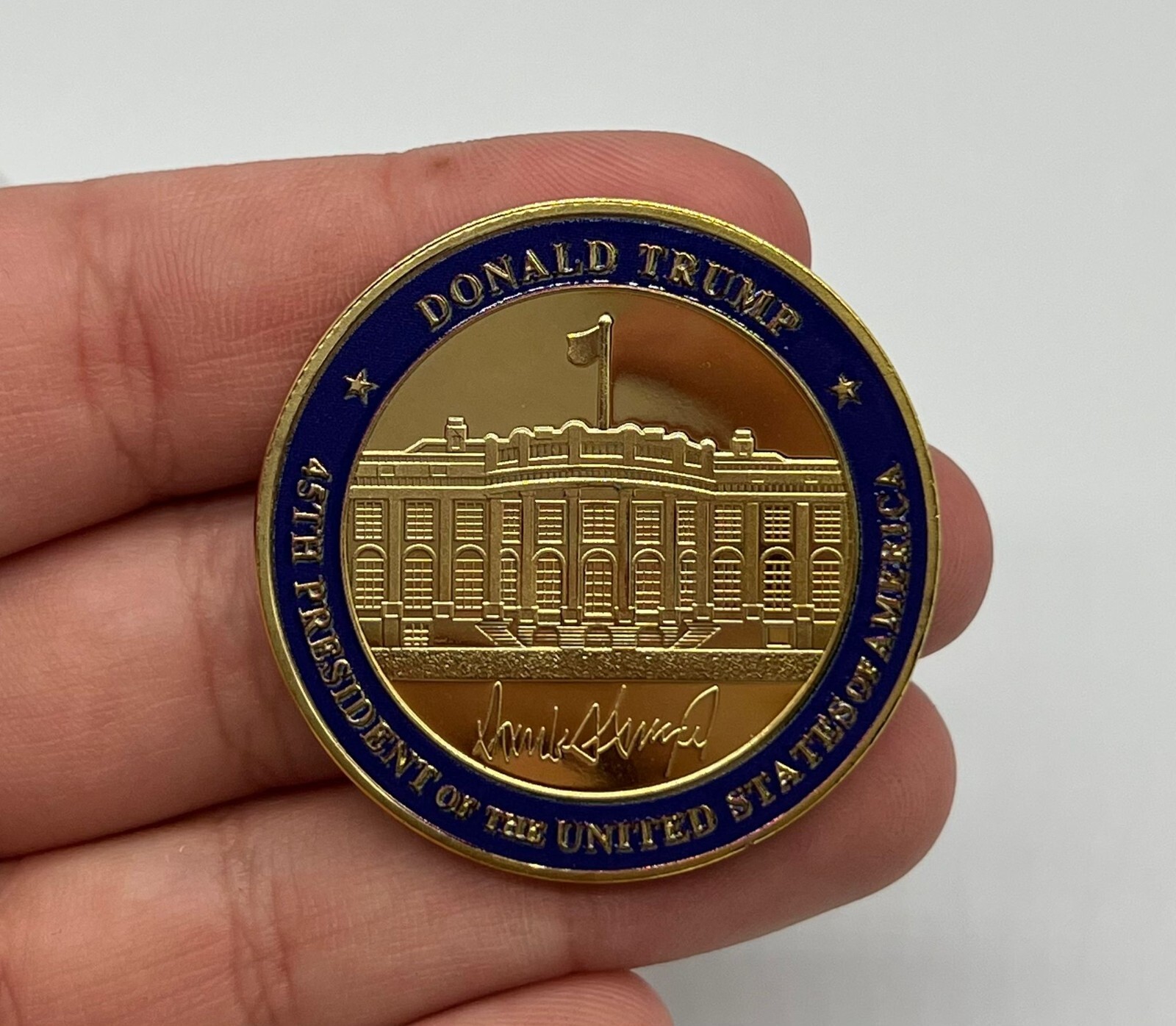 Donald Trump Seal of The President Coin Gold Plated Collectible