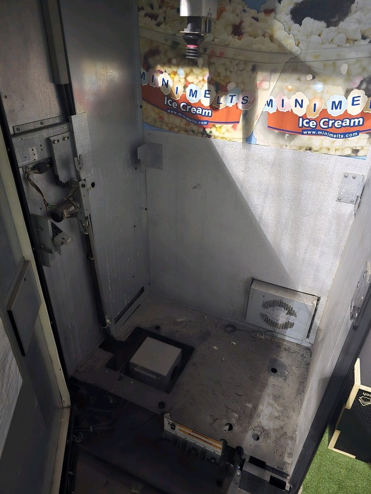 FASTCORP Ice Cream Vending Machine 16 Units