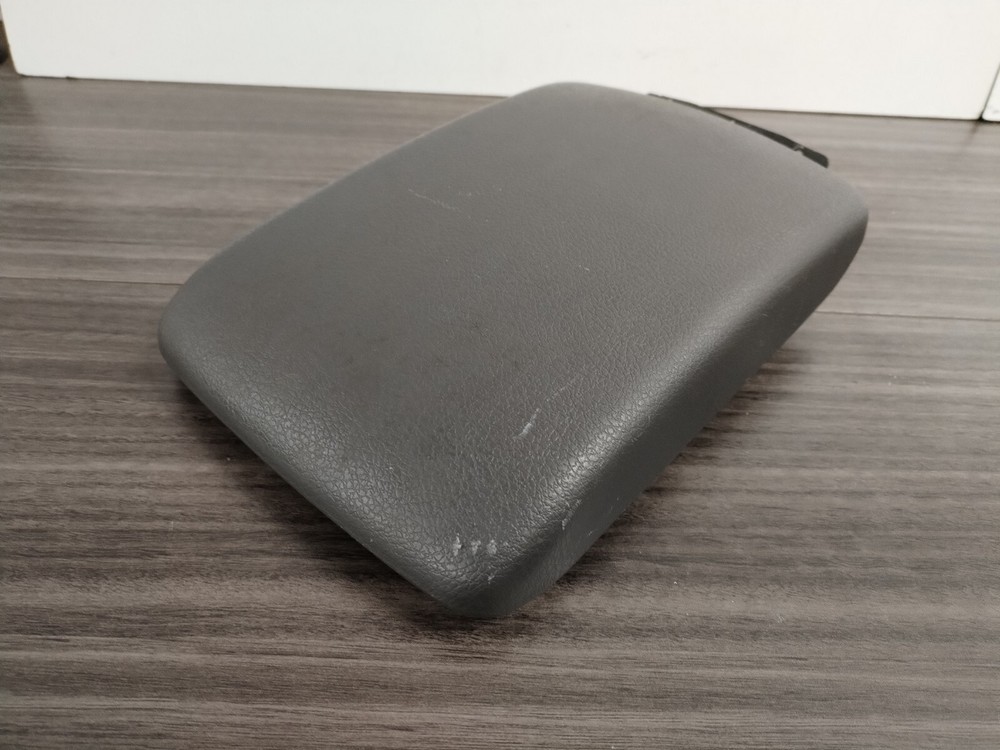 SUBARU IMPREZA WRX 2010 ARMREST