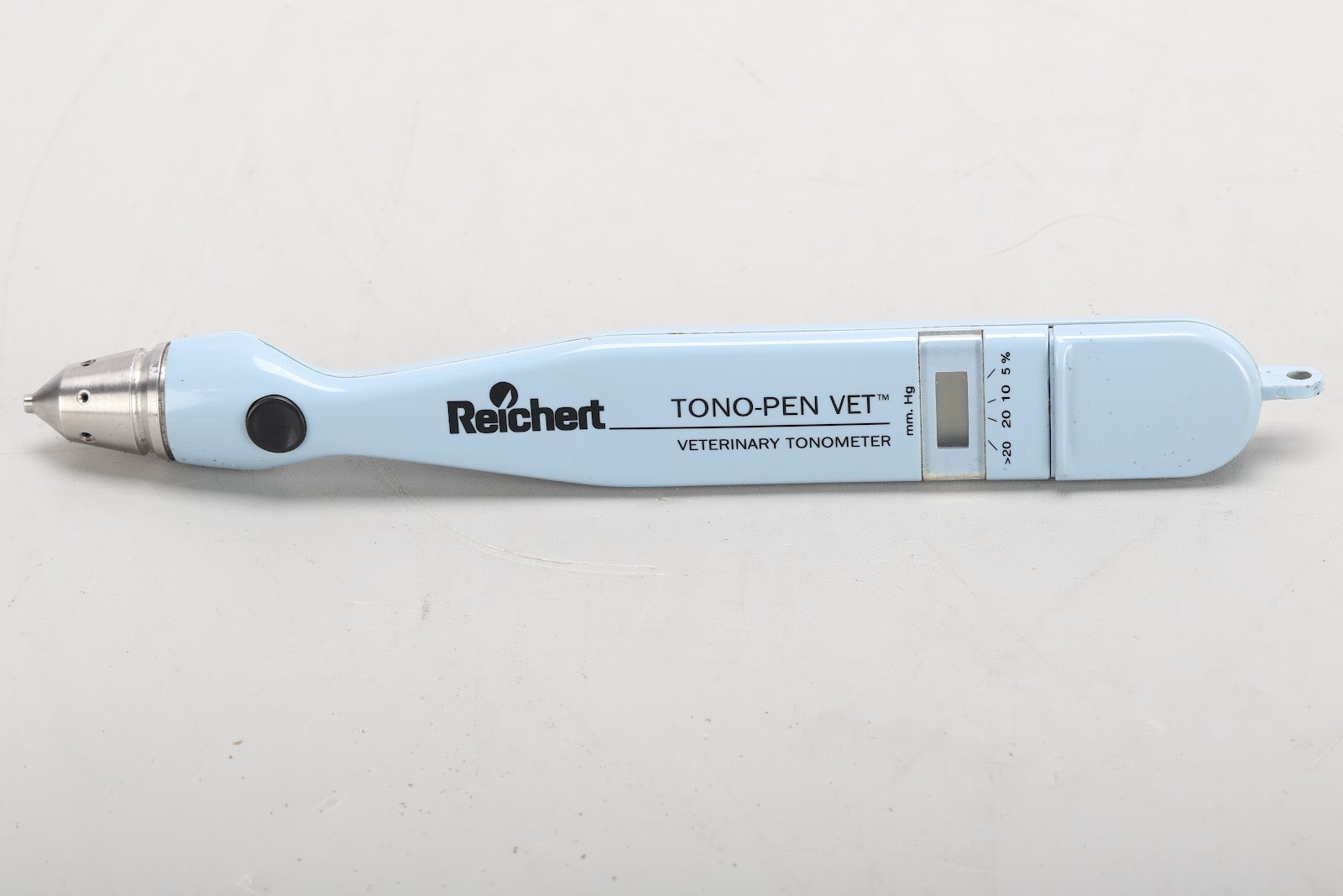 Reichert 230588V Tono-Pen Vet Veterinary Tonometer With Hard Case