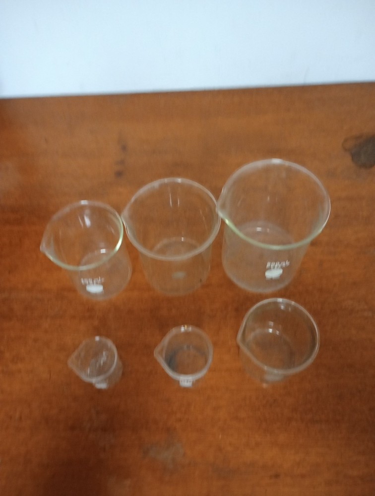 pyrex cylinder Beakers No 1000