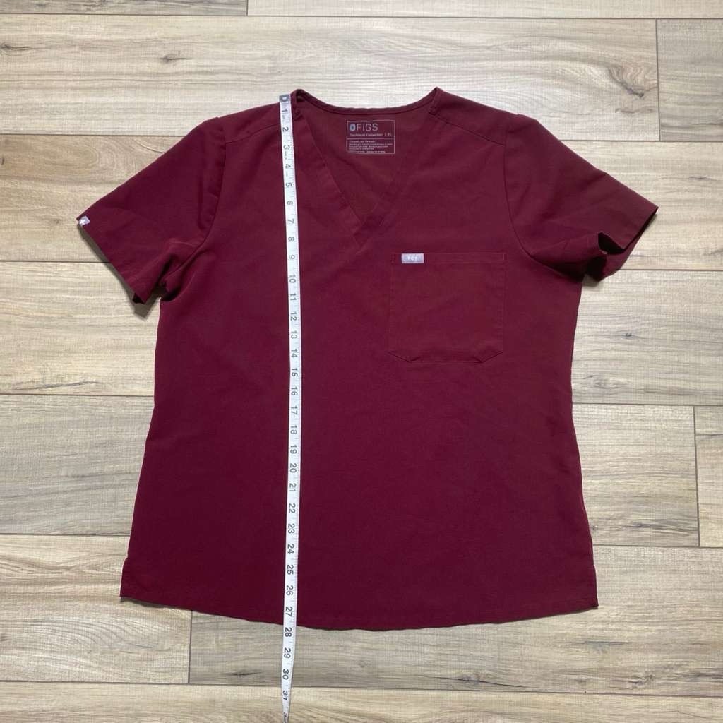 Figs Womens Catarina One Pocket Scrub Top Burgundy Size XL Medical Nurse