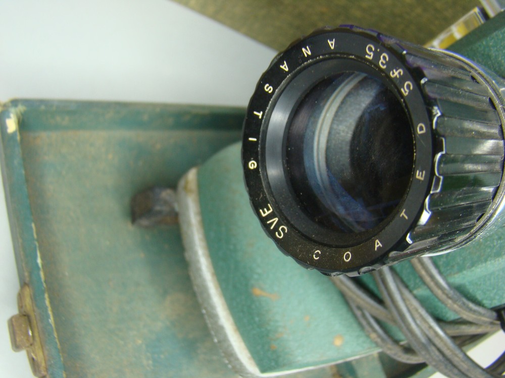 Skyline SVE Model No C Vintage Projector needs bulb