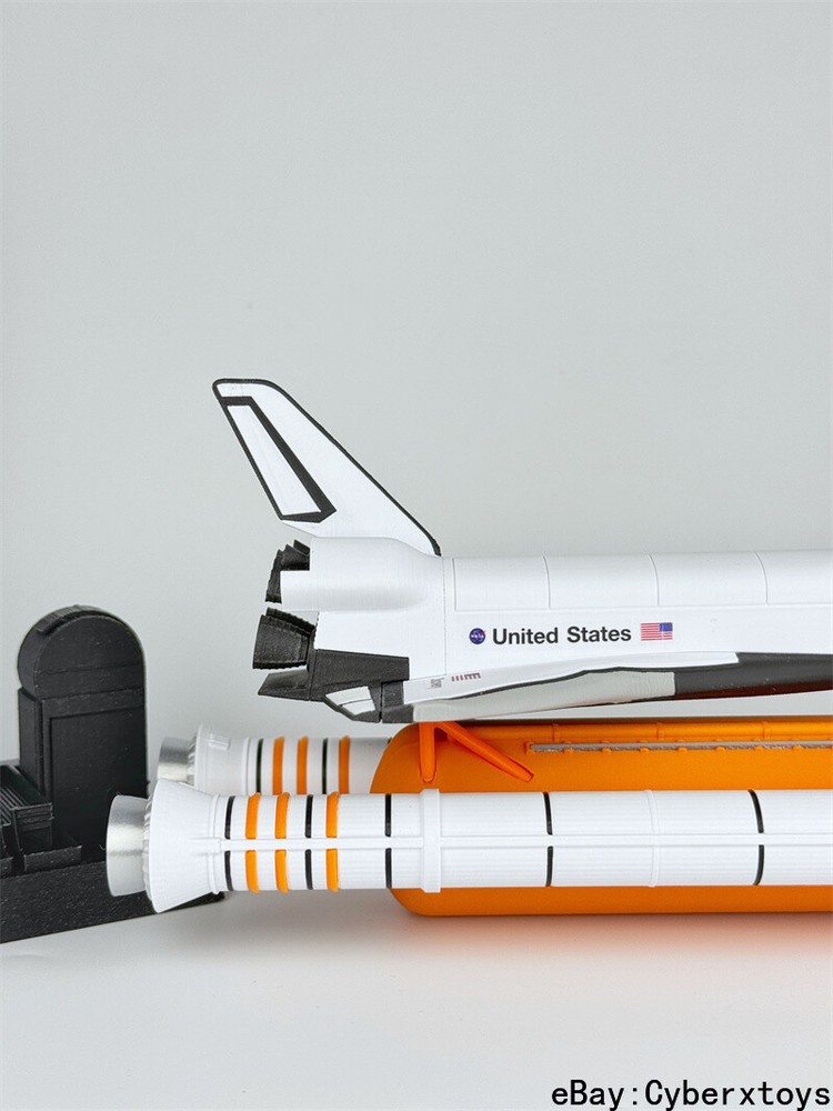 1:200 Scale NASA Space Shuttle Model Painted Finished