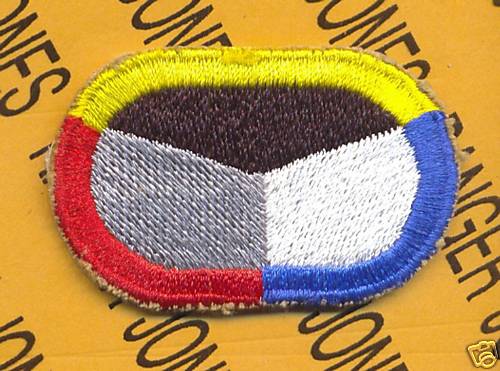 18th PSYOPS Psychological Operations Co Airborne para oval patch c/e