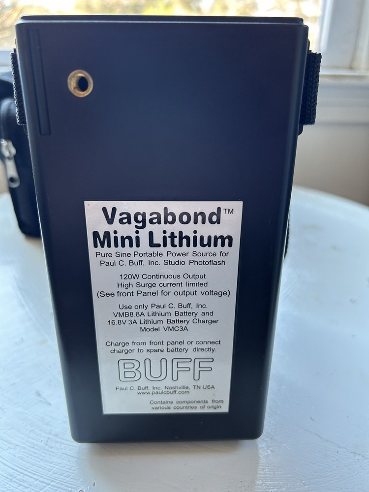 Paul C Buff Vagabond Mini Lithium power source for studio flash
