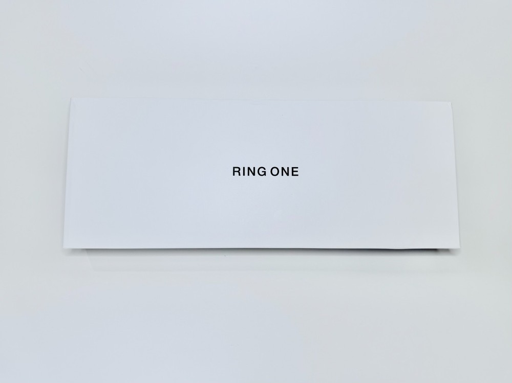 Muse Ring One Smart Ring Titanium &. Ceramic Edition Size 9 - White