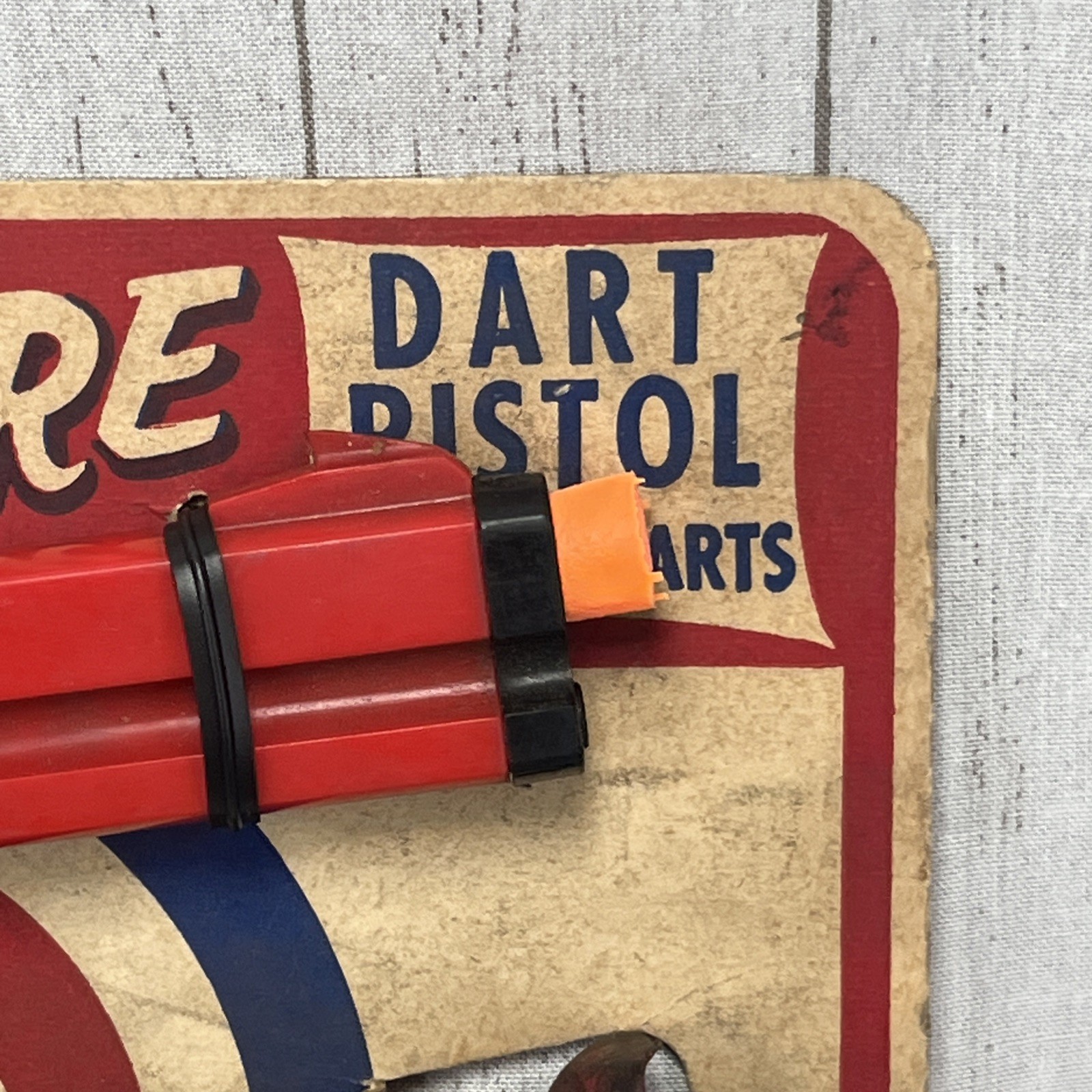 Vtg Wyandotte Toys USA Hard Plastic Red Toy Dart Gun, Darts And Packaging READ