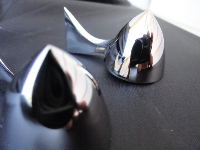 CADILLAC ELDORADO 1957 TAIL LIGHT BULLETS SUPER NICE.