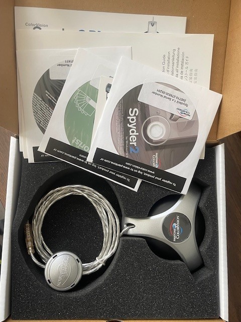 Pantone Colorvision Spyder 2 CRT/ LCD Display Calibration Unit & Software