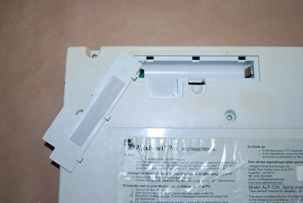 Alpha Smart Pro Electronic Keyboard Typewriter Model ALF-C01 FOR Macintosh WORKS