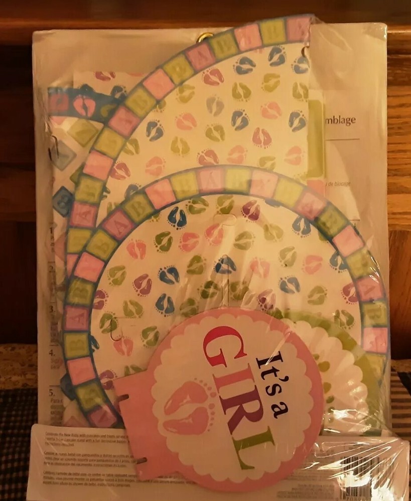 WILTON CARDBOARD CUPCAKE STAND