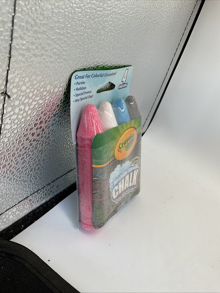 Crayola - Washable Sidewalk Chalk - 4 Chalk Sticks