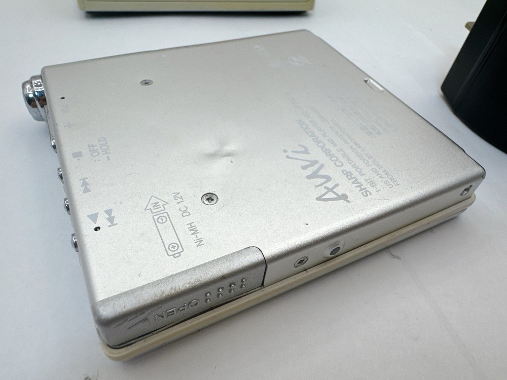 Sharp MD-DP700 Silver MiniDisc Player MDLP with Speaker Dock AC Adapter Tested