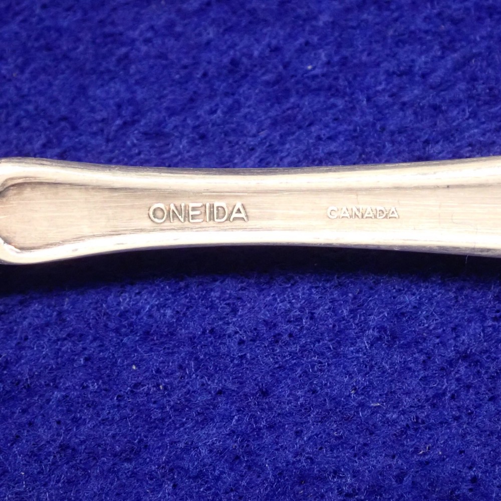 ONEIDA Canada Meat Serving Fork Vintage Community Silverplate AFFECTION ~S03