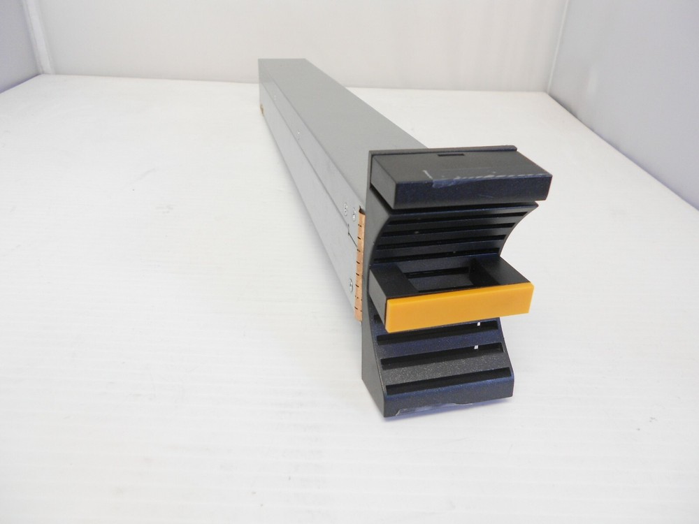 Nexsan E-series Imation B18 E18 E18V E18X Central Fan Tube Assembly 5800130