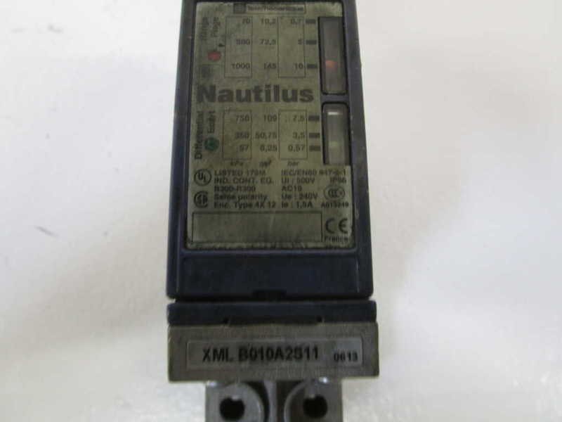TELEMECANIQUE PRESSURE SWITCH XMLB010A2S11 UNMP
