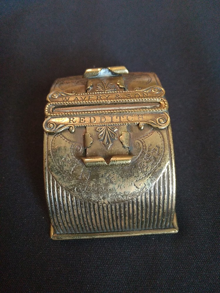 Avery Needle Case Universal Pin Case Figural Antique Collectable