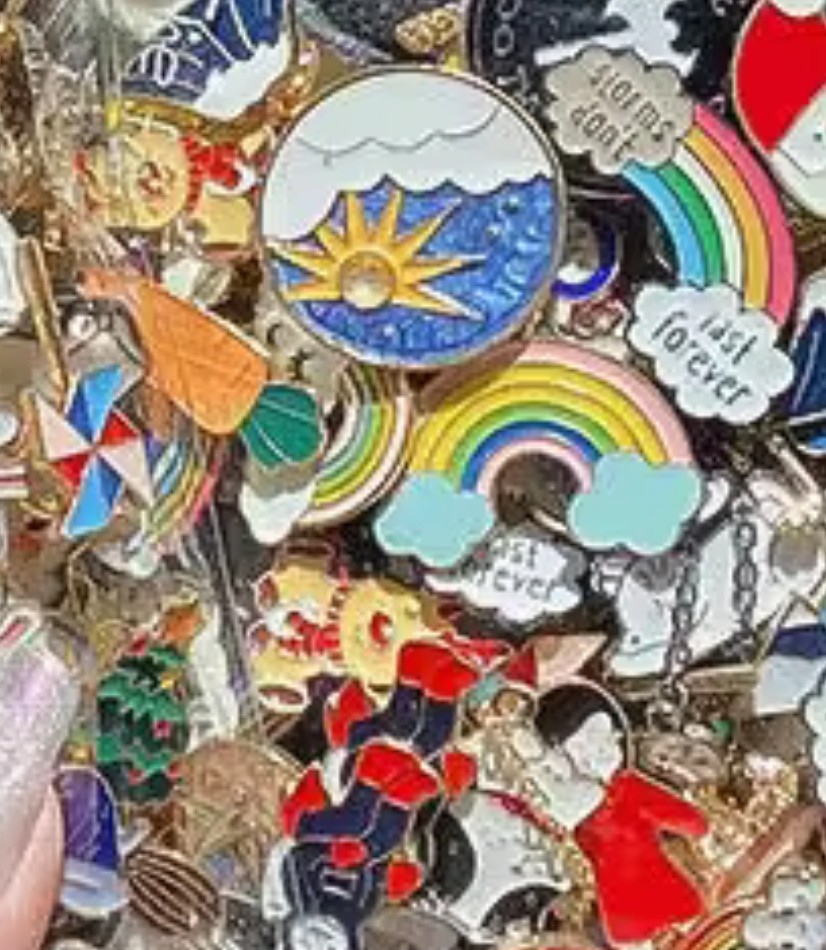 8pc Random Novelty Pins Enamel Pin Set M2