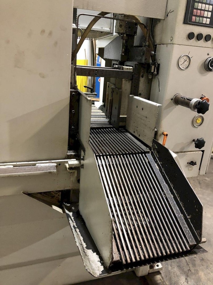 2001 Kasto SSB A2-CNC-CC Automatic Vertical Band Saw
