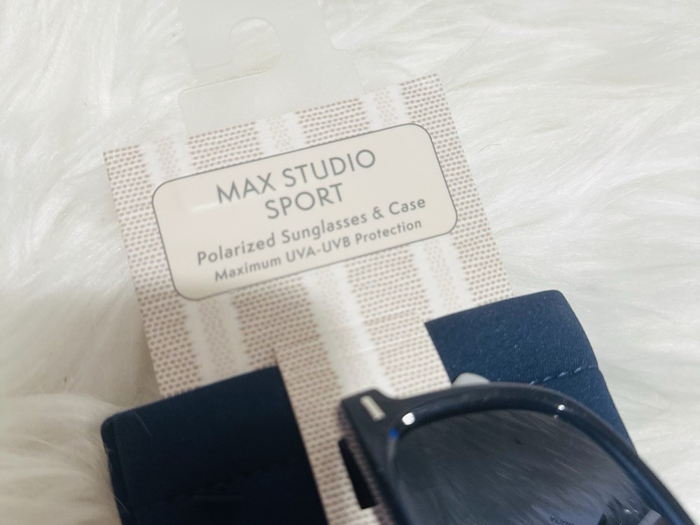 New MAX STUDIO sunglass & Case Maximum UVA-UVB Protection