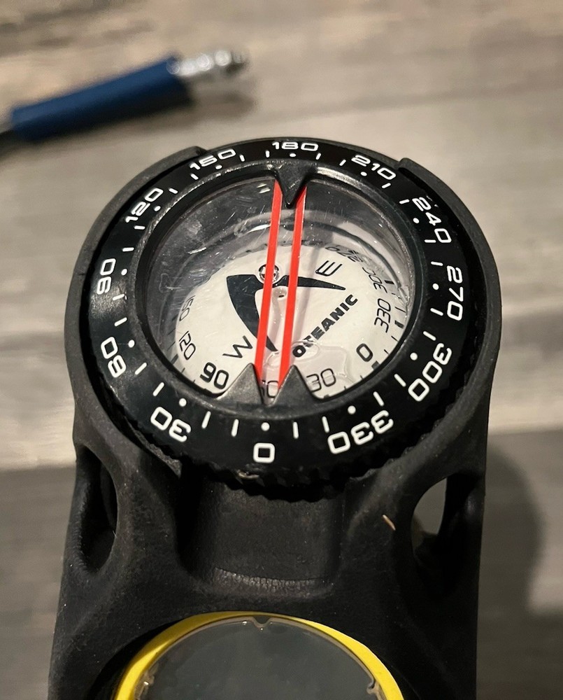 Oceanic VEO 100 Computer with Pressure Gauge and Compass Untested