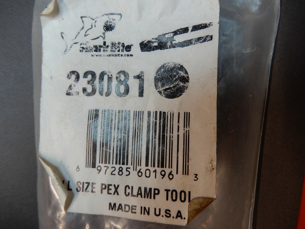 Shark Bite 23081 Pex Crimping Tool Lightly Used - Missing Standard