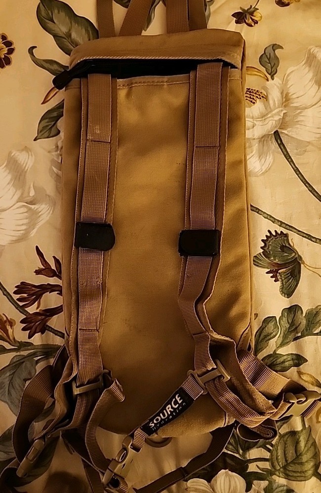 Source Hydration Carrier, Coyote Brown, Fits 100 Oz/ 3L Bladder