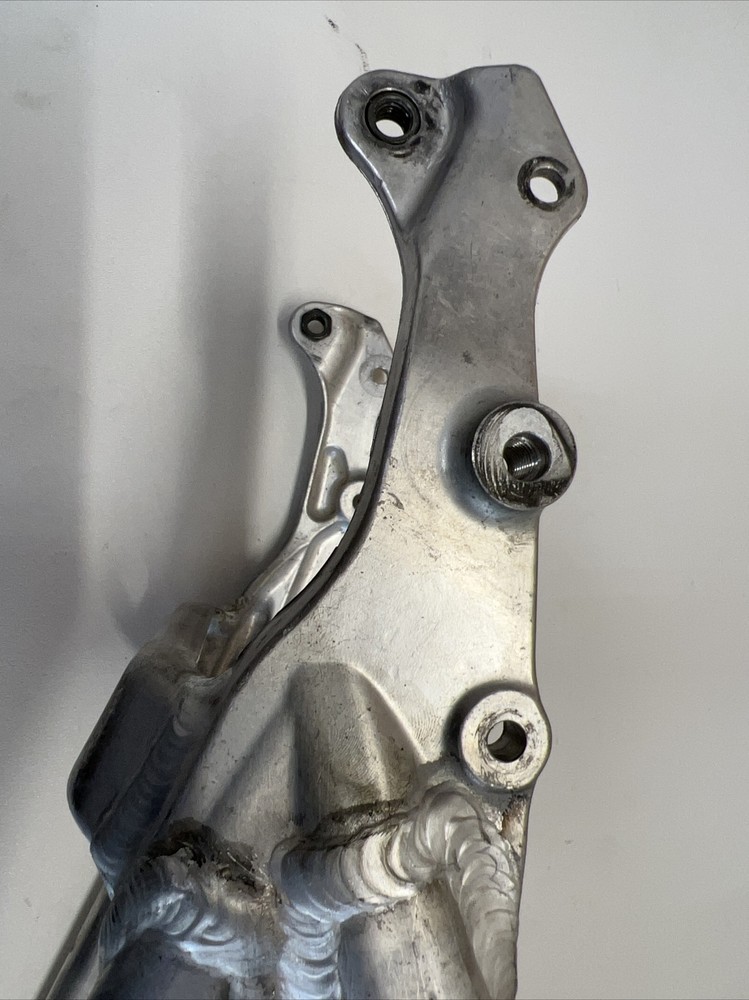 2006 honda crf250r Subframe 3