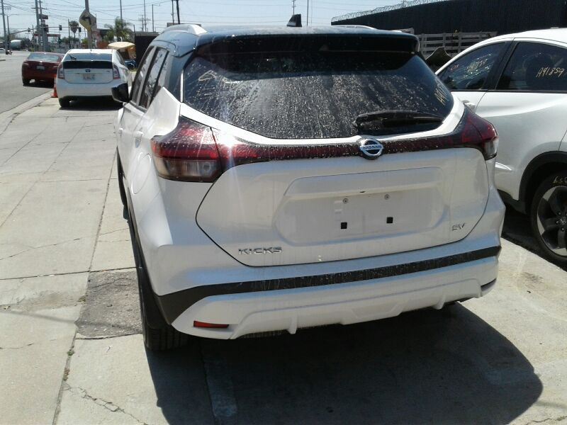 KICKS 2021 Camera/Projector 118354