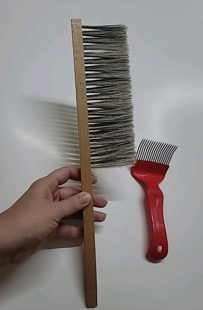 Bee Keeping Honey Uncapping Fork w/ Bee Hive Brush