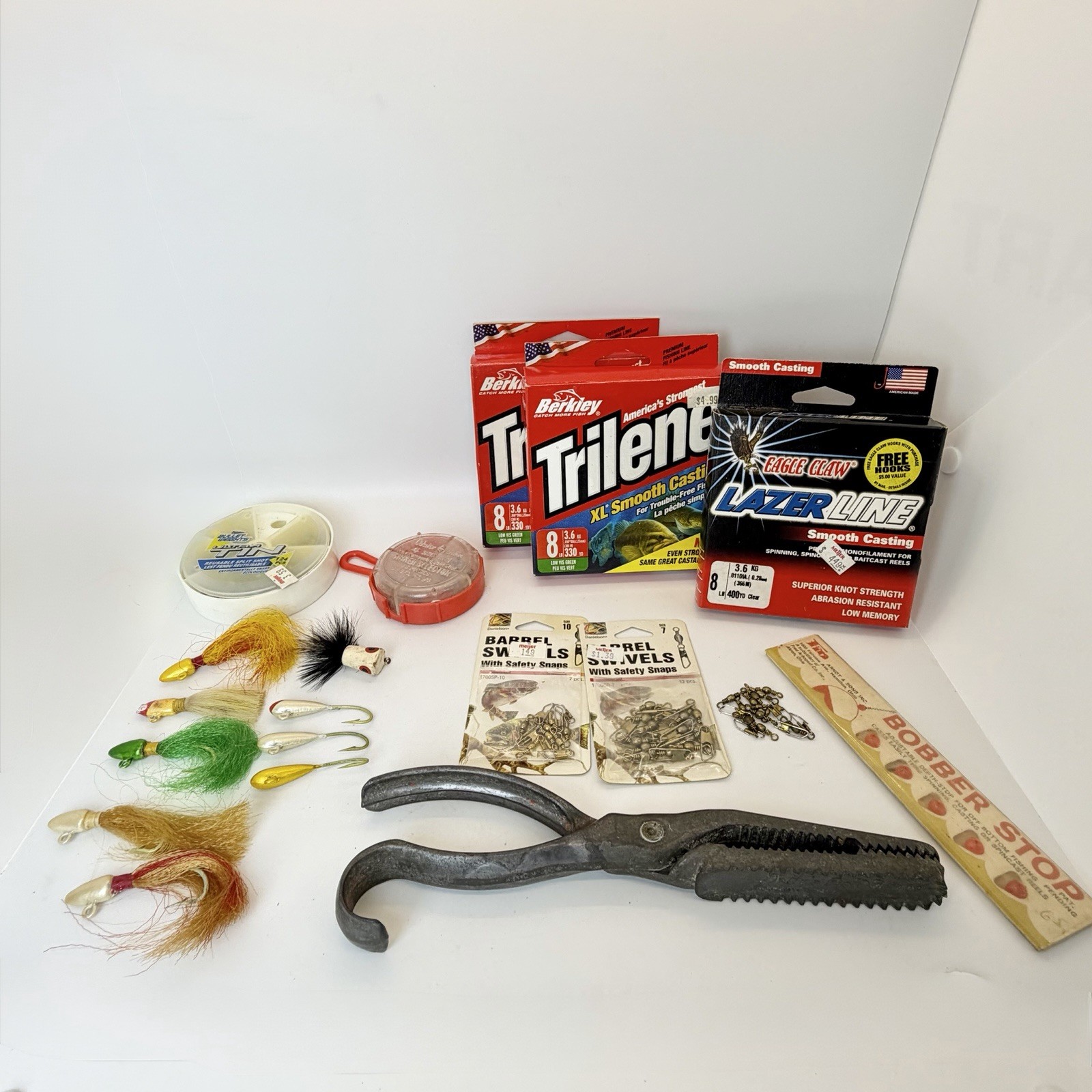 Vintage Fishing Tackle Lot Detty’s Fish Gripper Trilene Line Lures Swivels