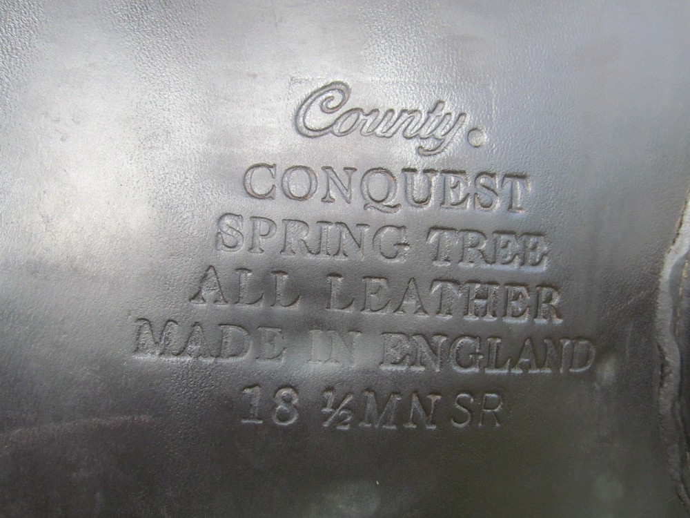 18.5" COUNTY CONQUEST close contact jumping saddle- MN tree- wool flocked-2015
